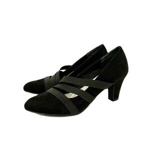 NWT - NEVER BEEN WORN Easy Street Black Suede Camillo Mid Heel Shoes